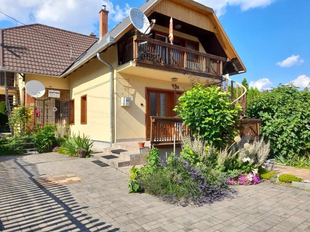 Harmonia Vendeghaz 100 Meterre Az Igali Gyogyfuerdotol Apartment Ngoại thất bức ảnh