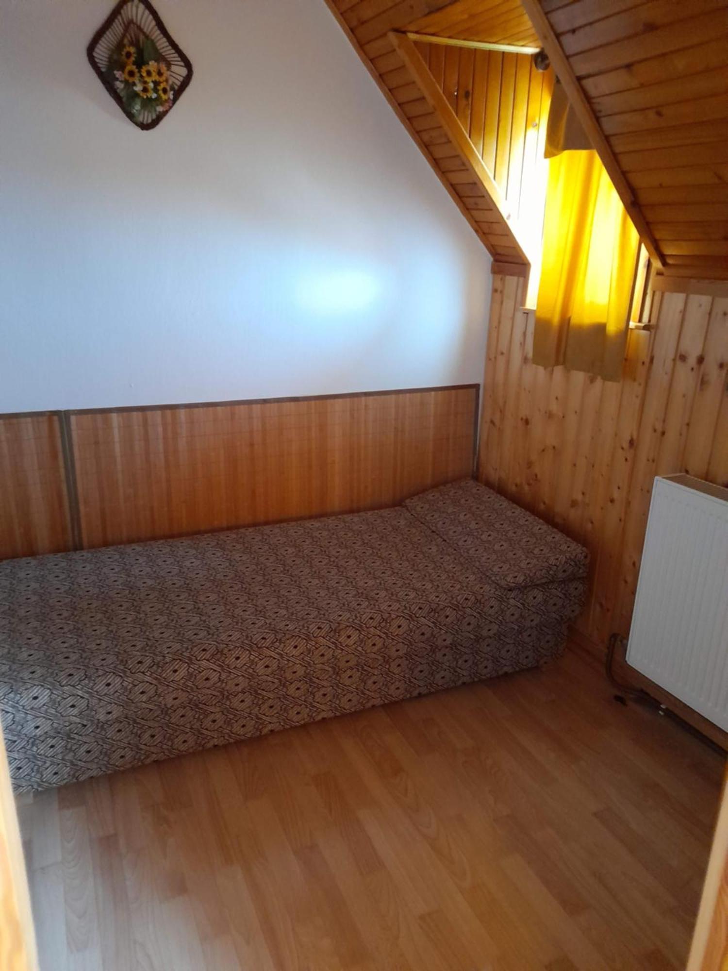 Harmonia Vendeghaz 100 Meterre Az Igali Gyogyfuerdotol Apartment Ngoại thất bức ảnh
