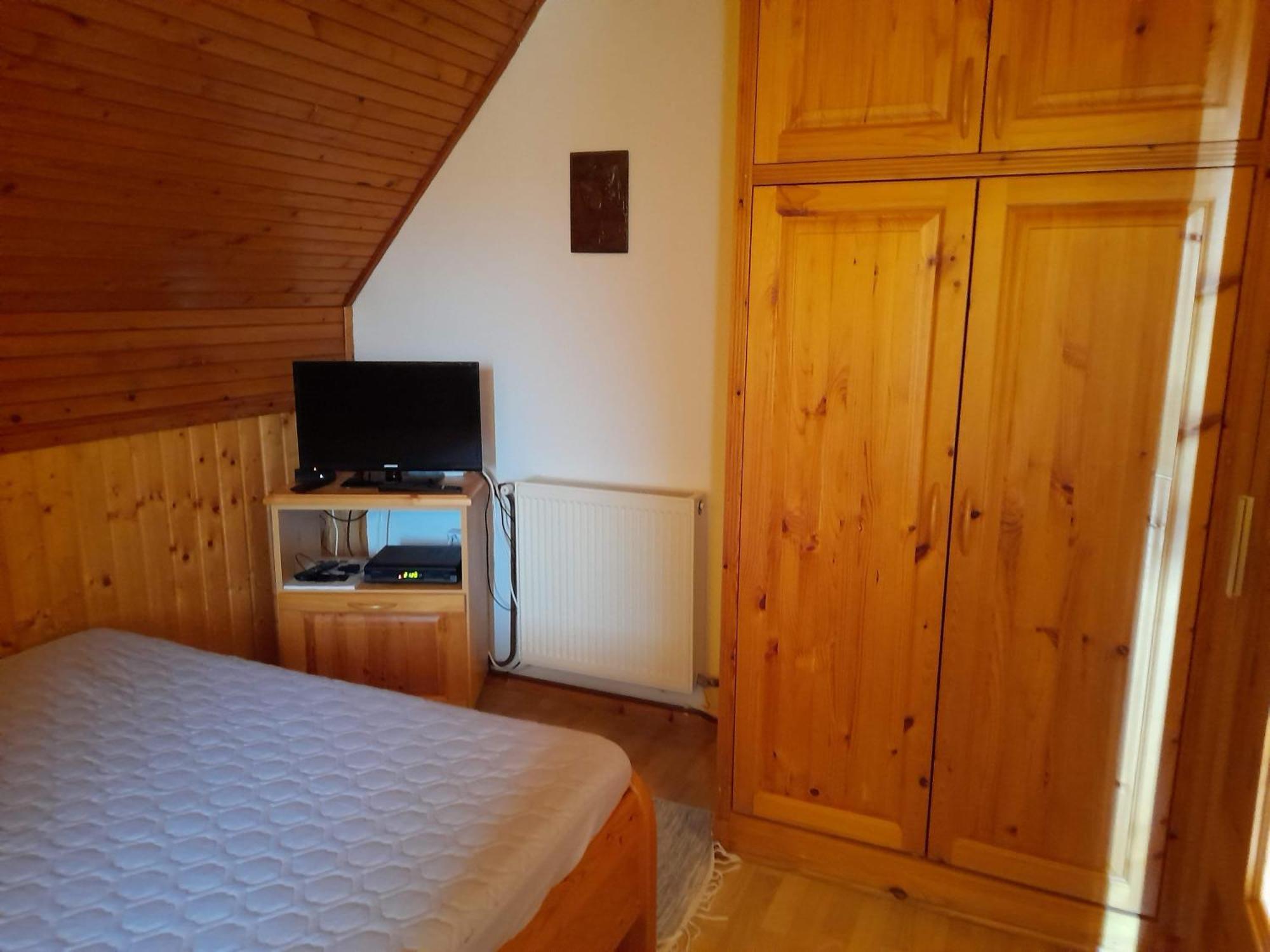 Harmonia Vendeghaz 100 Meterre Az Igali Gyogyfuerdotol Apartment Ngoại thất bức ảnh